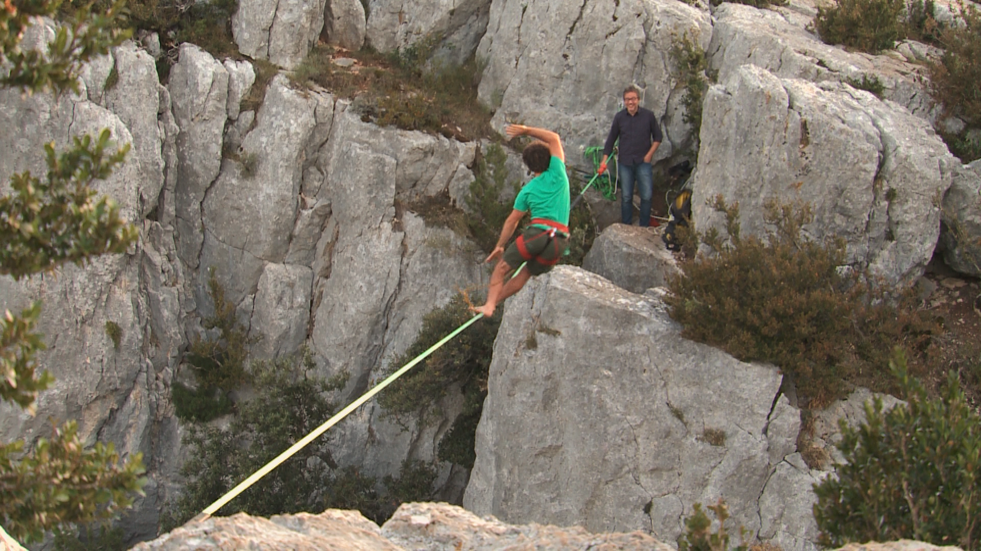 Au p’tit bonheur la France (3) Ep3 – Sujet 1 – Funambule