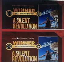 2 prizes for “Women and science in Africa : The silent revolution”